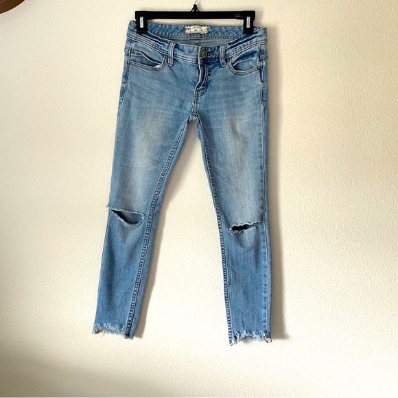 Free People Denim - Free People  Size 24 Jeans Low Waist Light Wash Frayed Hem